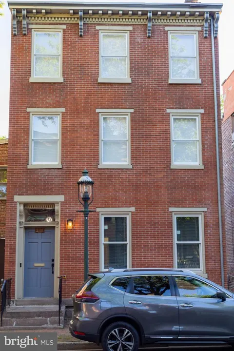 231 JACKSON STREET