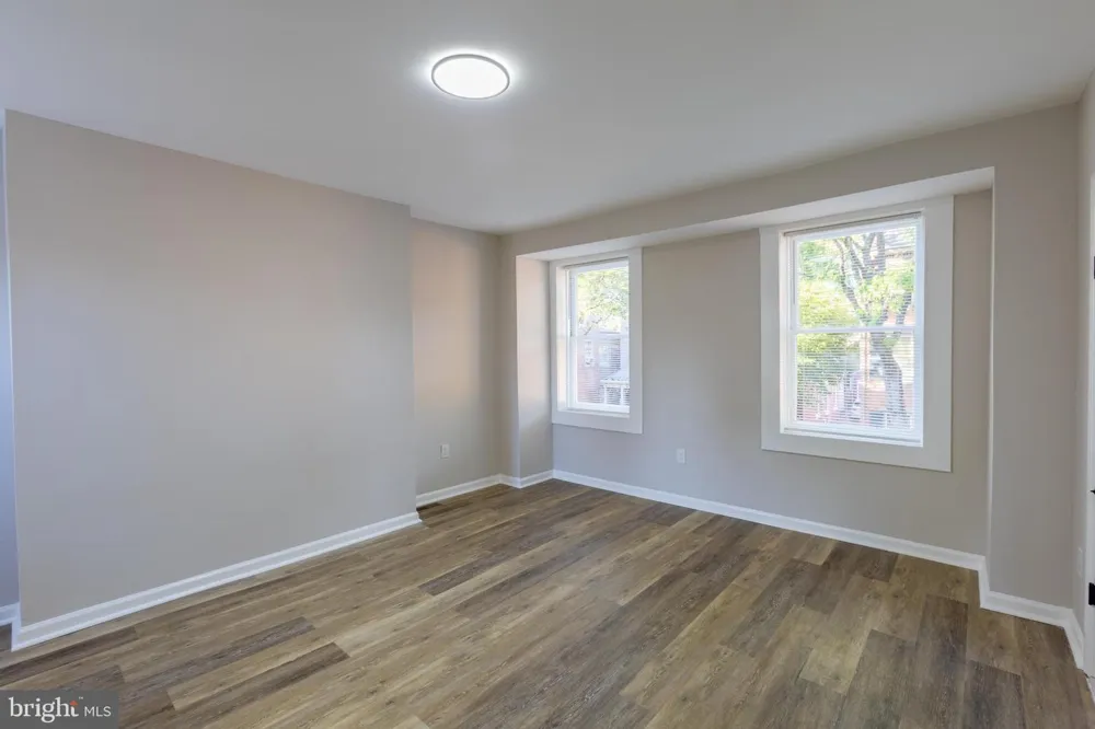 231 JACKSON STREET Trenton, NJ 08611