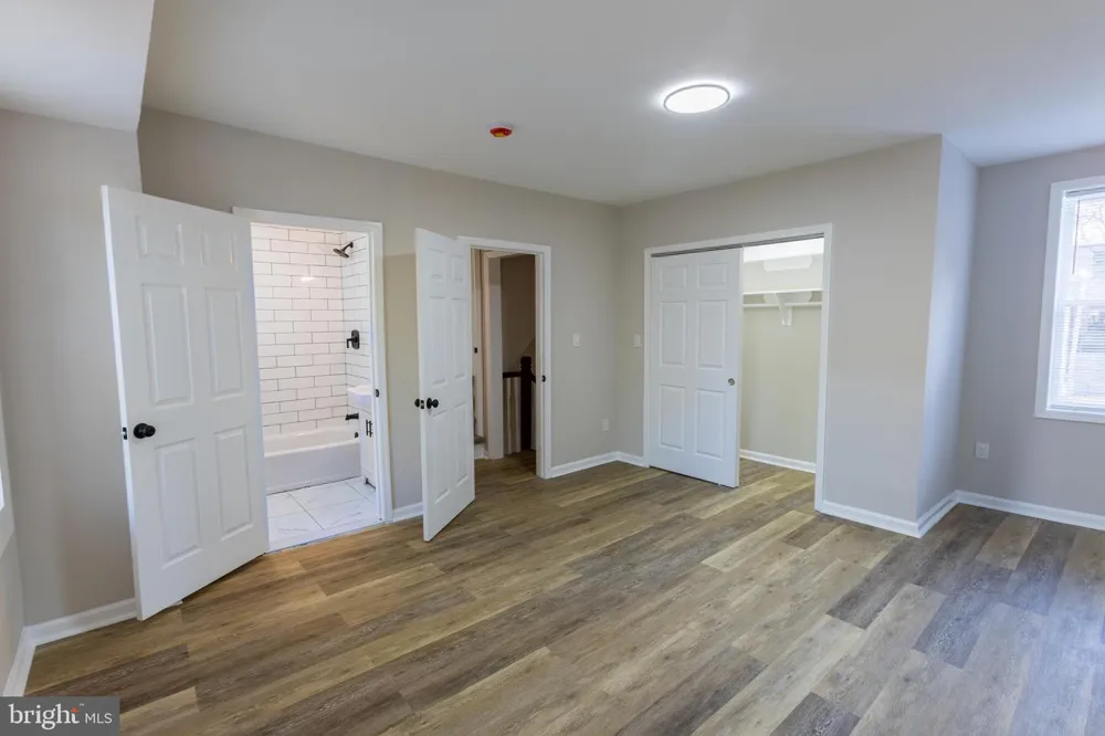 231 JACKSON STREET Trenton, NJ 08611