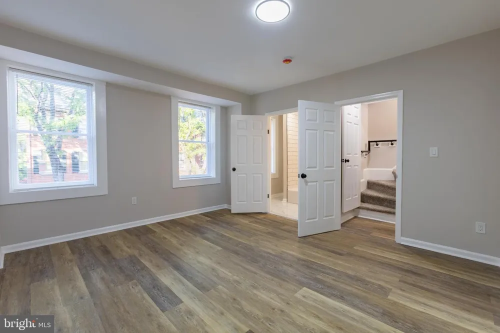 231 JACKSON STREET Trenton, NJ 08611