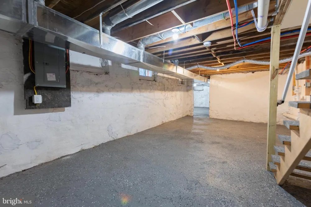 231 JACKSON STREET Trenton, NJ 08611