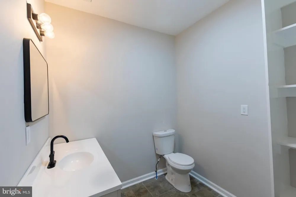 231 JACKSON STREET Trenton, NJ 08611