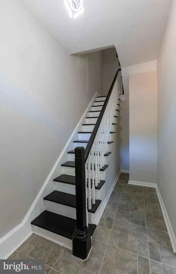 231 JACKSON STREET Trenton, NJ 08611