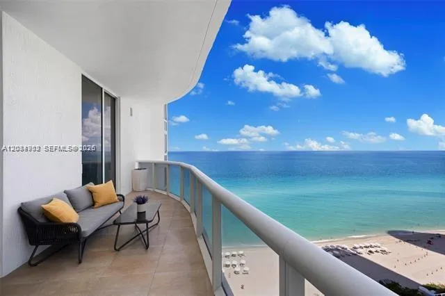 15901 Collins Ave #1502 Sunny Isles Beach, FL 33160