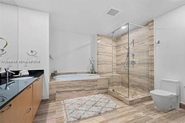 15901 Collins Ave #1502 Sunny Isles Beach, FL 33160