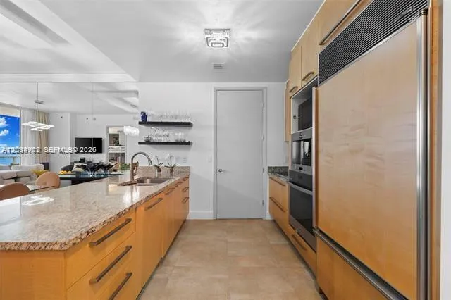 15901 Collins Ave #1502 Sunny Isles Beach, FL 33160