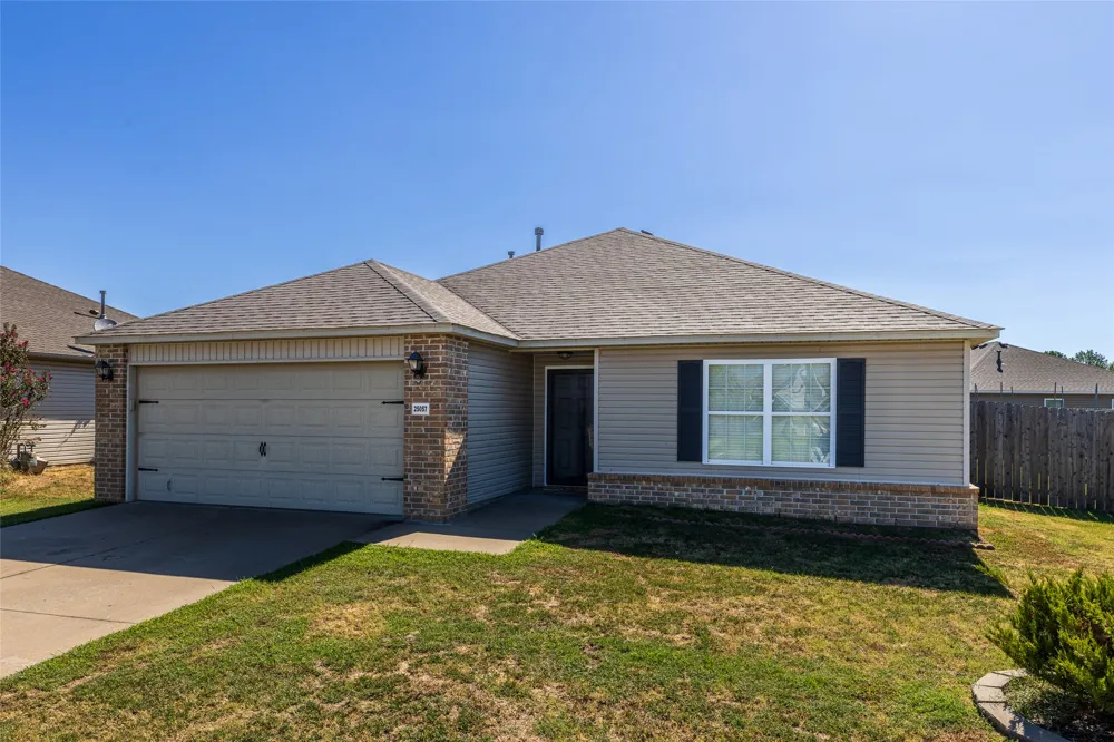25057 S Roselake Drive Claremore, OK 74019