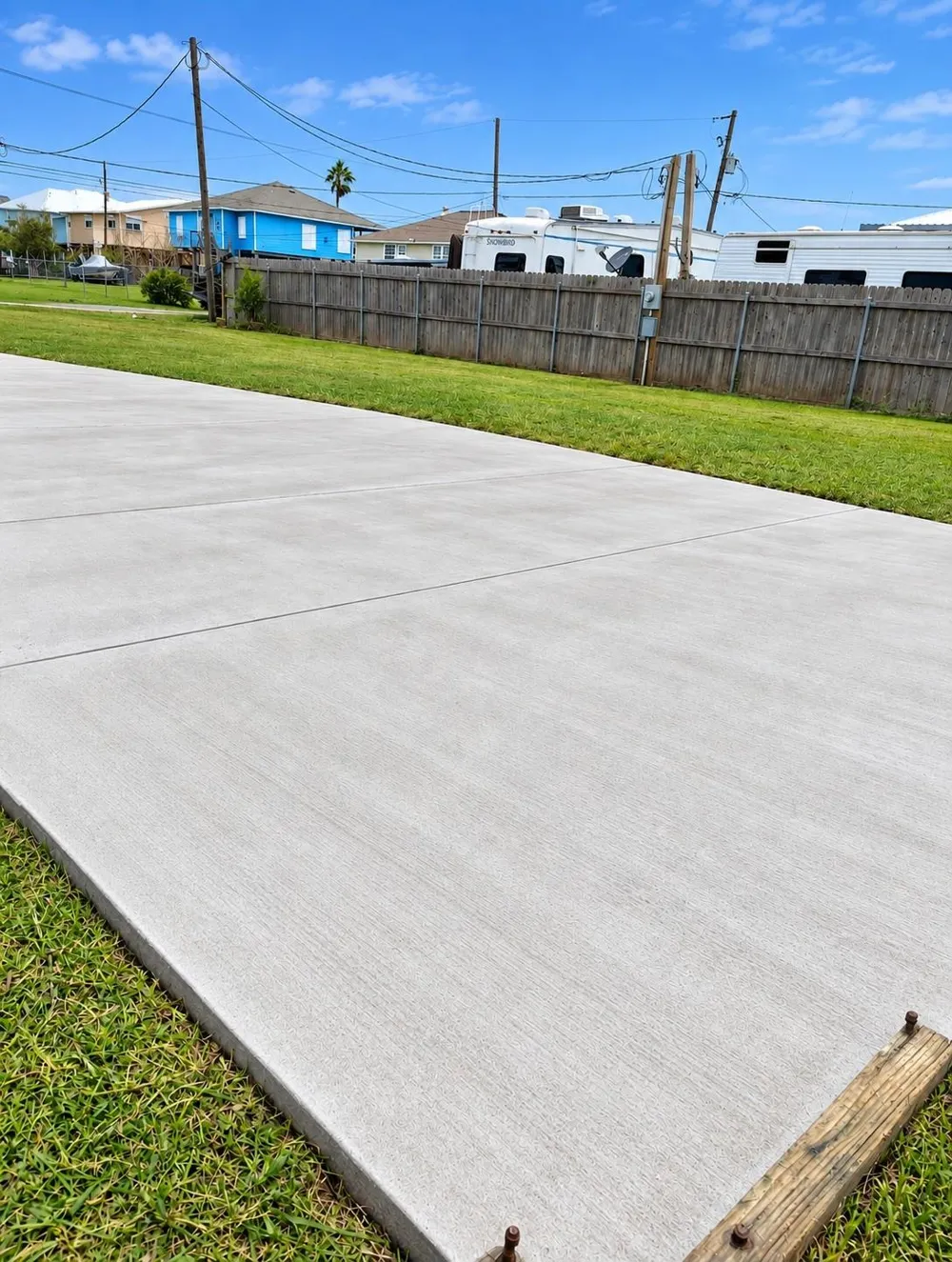 117 14th St San Leon, TX 77568