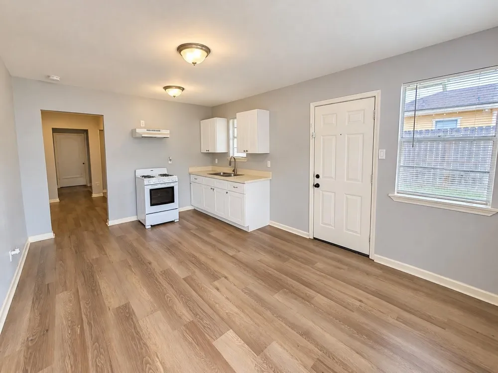 4315 Chapman Street #1/2 Hockley, TX 77009
