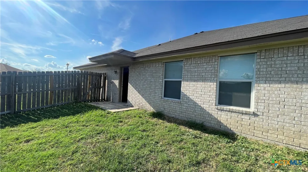 1905 Elms Run Court #B Killeen, TX 76542