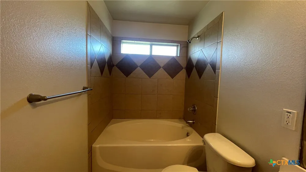 1905 Elms Run Court #B Killeen, TX 76542