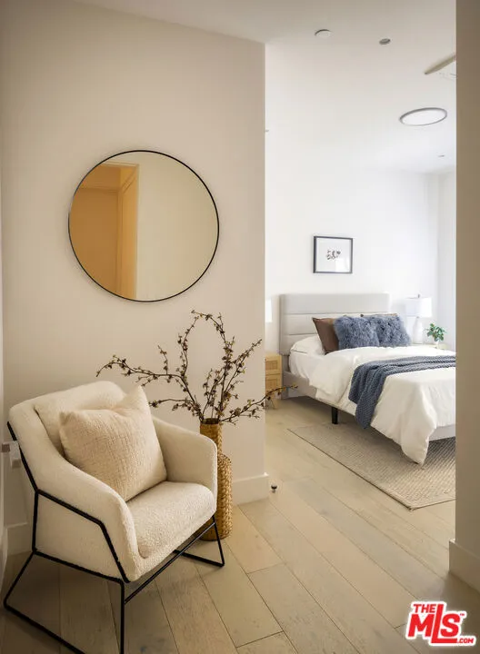1644 Malcolm Avenue #230 Los Angeles, CA 90024