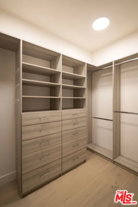 1644 Malcolm Avenue #230 Los Angeles, CA 90024
