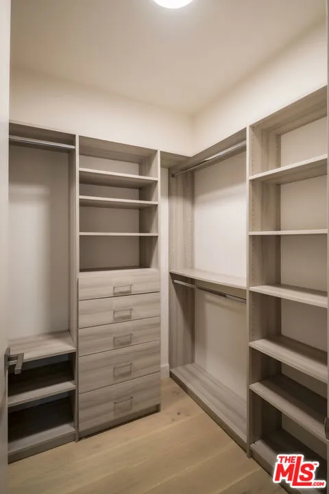 1644 Malcolm Avenue #230 Los Angeles, CA 90024
