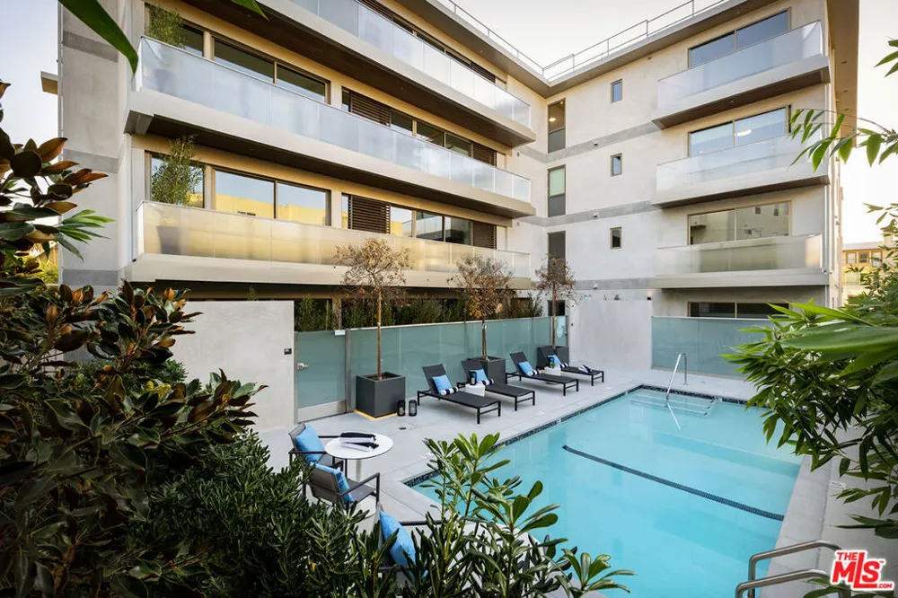1644 Malcolm Avenue #230 Los Angeles, CA 90024