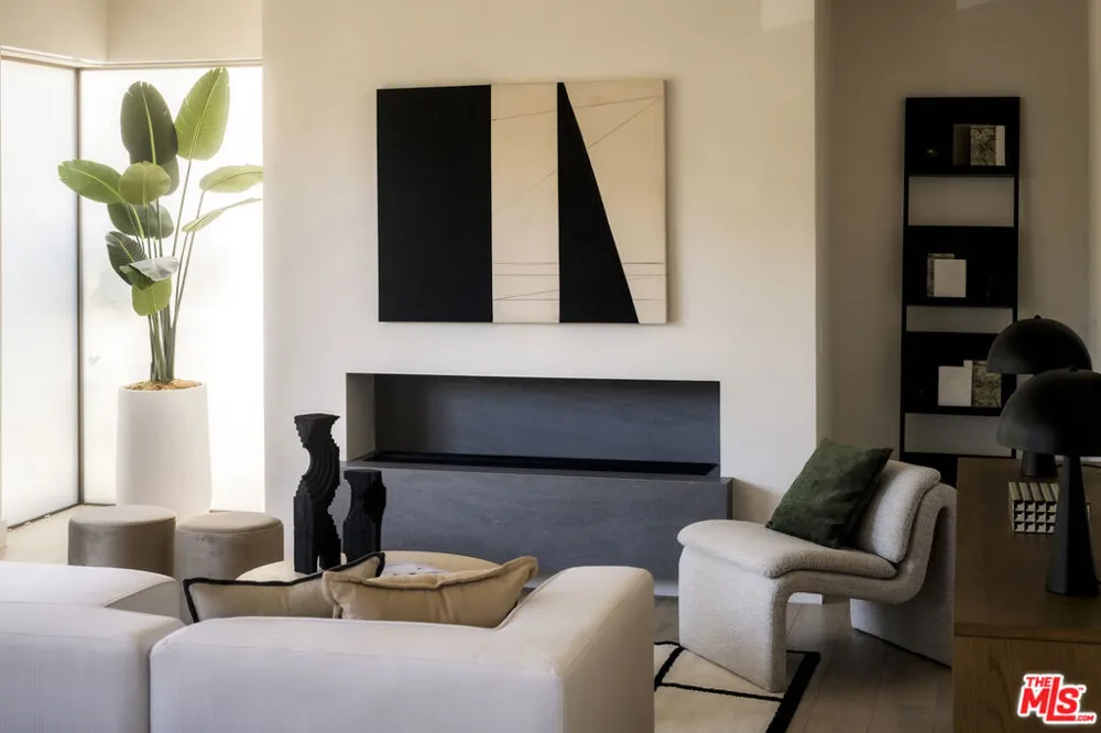 1644 Malcolm Avenue #230 Los Angeles, CA 90024