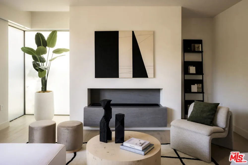 1644 Malcolm Avenue #230 Los Angeles, CA 90024