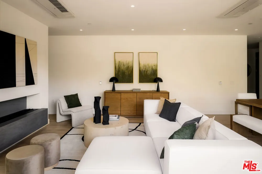 1644 Malcolm Avenue #230 Los Angeles, CA 90024