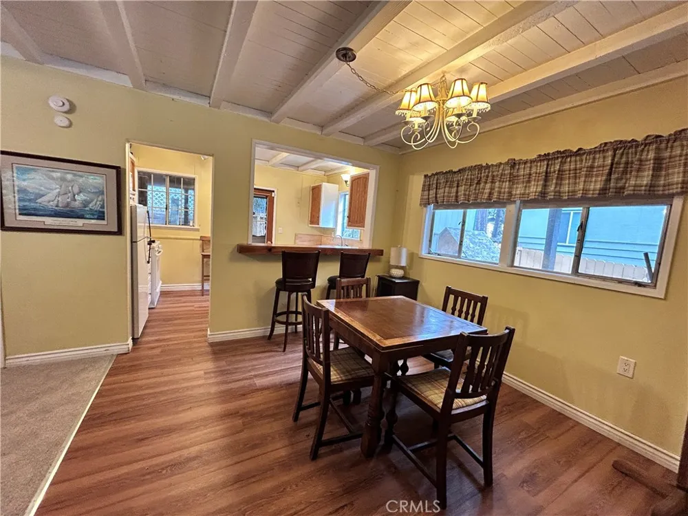31655 Valley View Running Springs, CA 92382