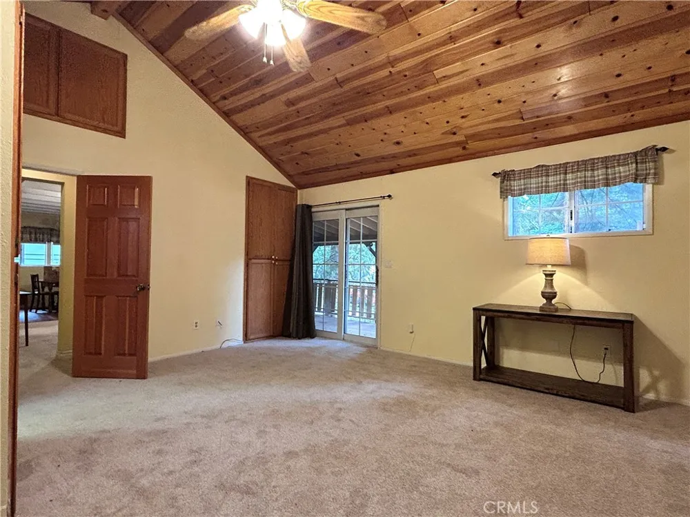 31655 Valley View Running Springs, CA 92382