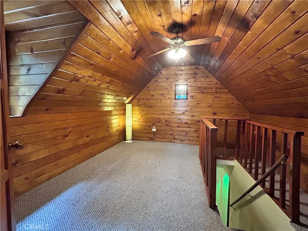 31655 Valley View Running Springs, CA 92382