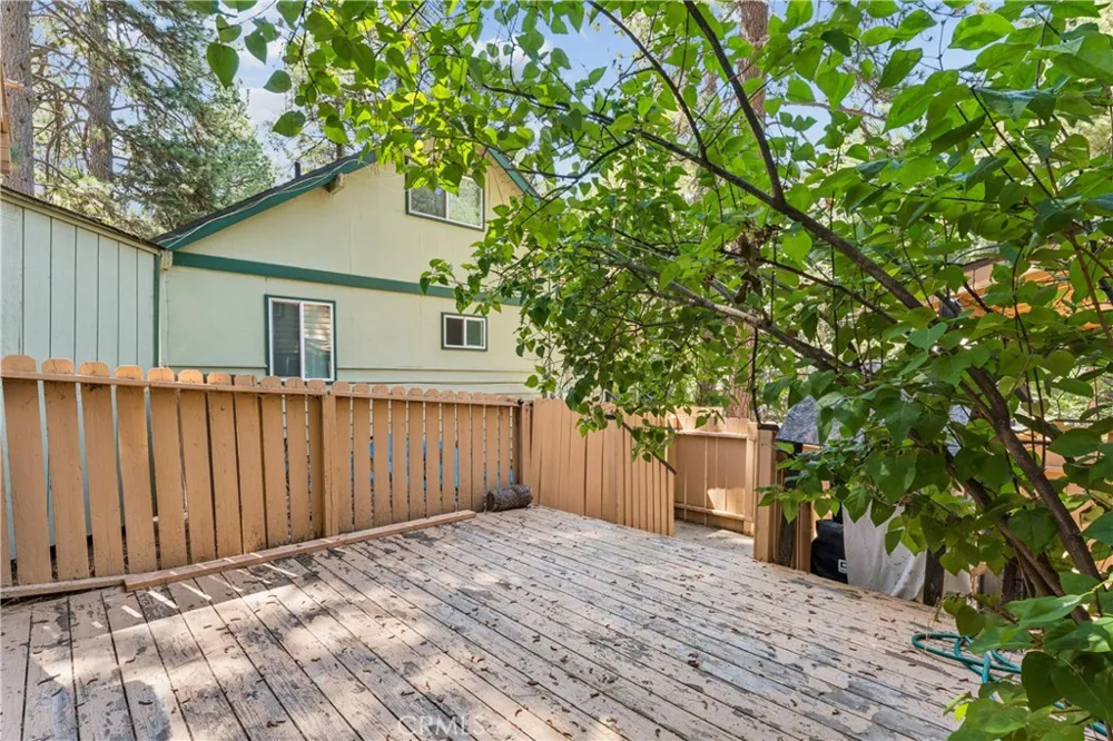 31655 Valley View Running Springs, CA 92382