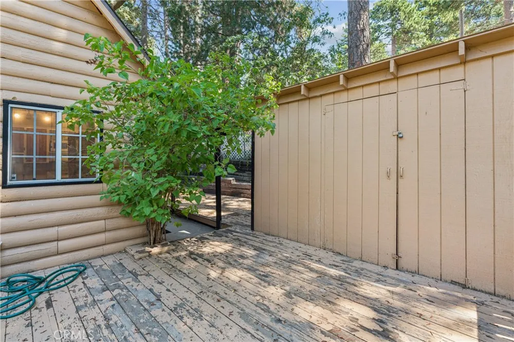 31655 Valley View Running Springs, CA 92382