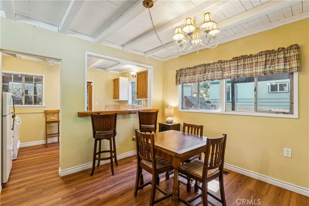 31655 Valley View Running Springs, CA 92382