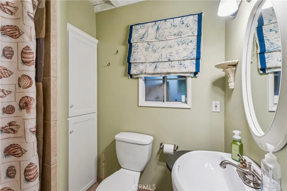 31655 Valley View Running Springs, CA 92382