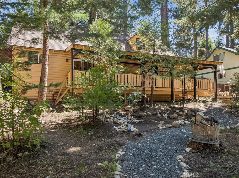31655 Valley View Running Springs, CA 92382