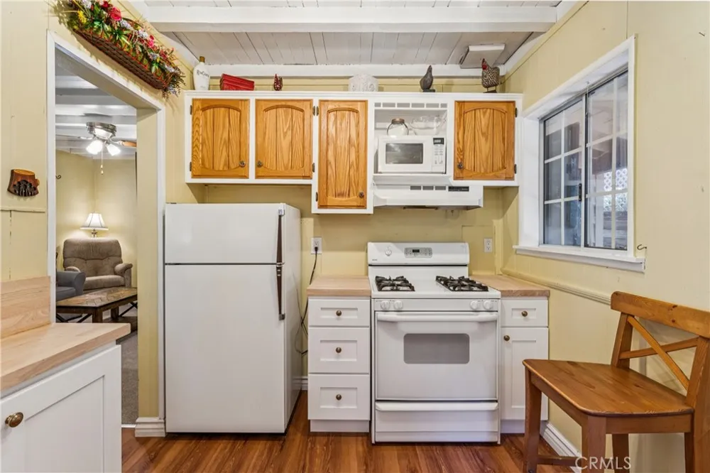 31655 Valley View Running Springs, CA 92382