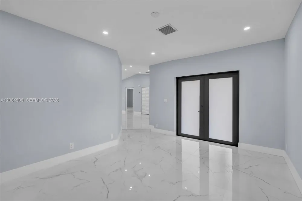 370 NW 14th St Pompano Beach, FL 33060