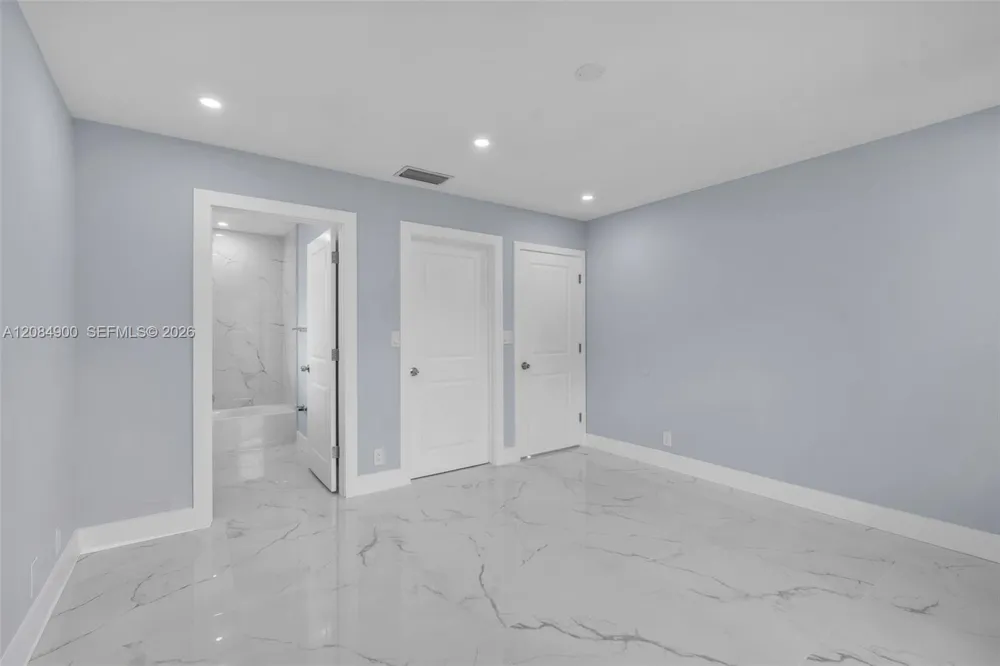 370 NW 14th St Pompano Beach, FL 33060