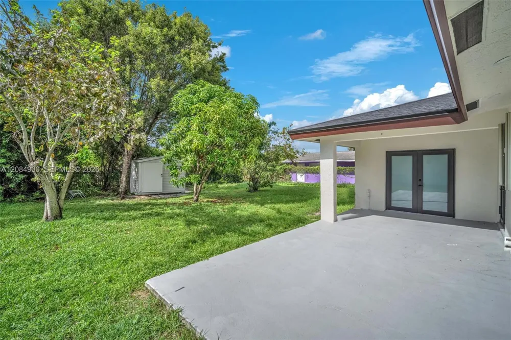 370 NW 14th St Pompano Beach, FL 33060