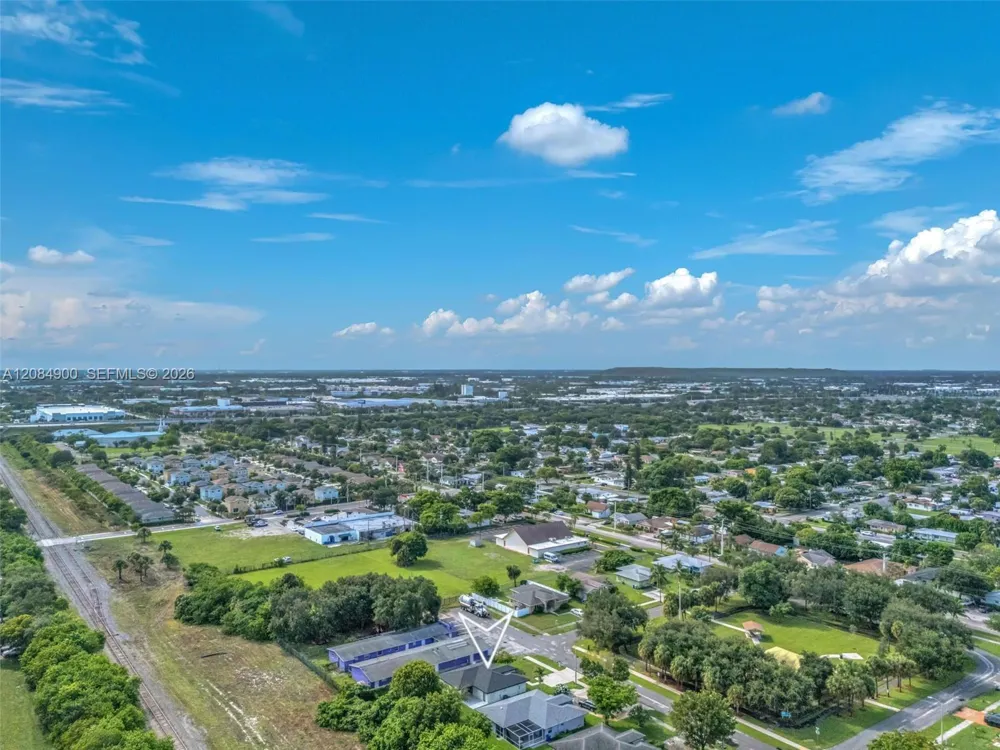 370 NW 14th St Pompano Beach, FL 33060