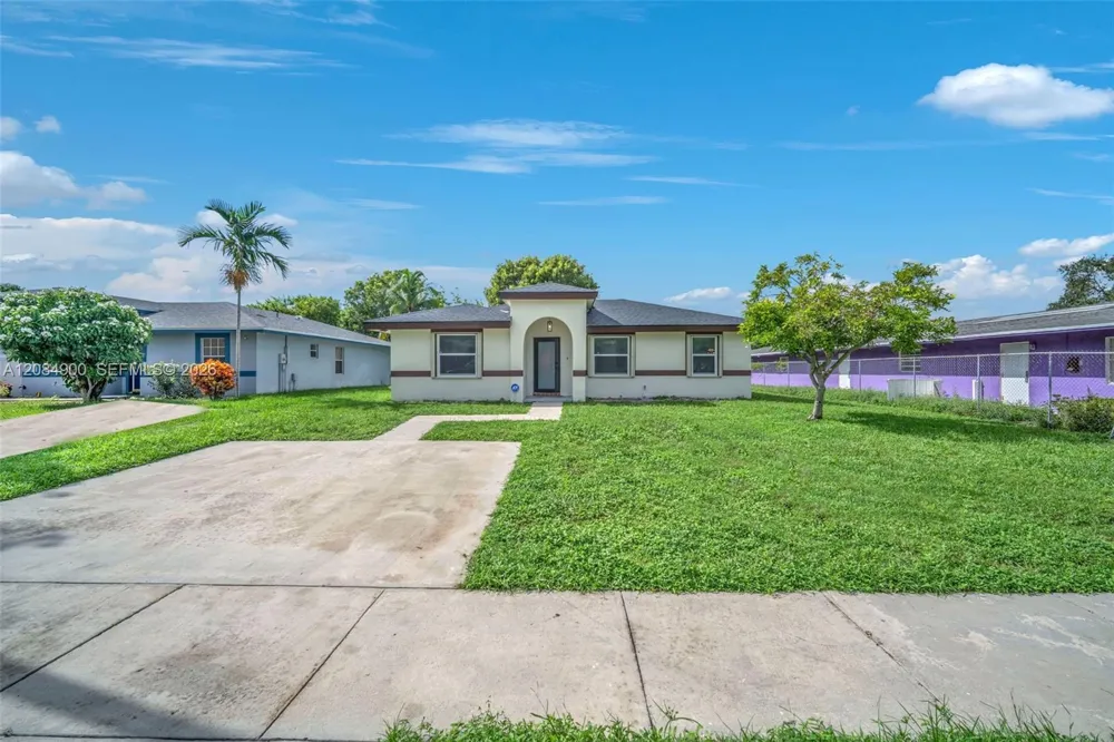 370 NW 14th St Pompano Beach, FL 33060