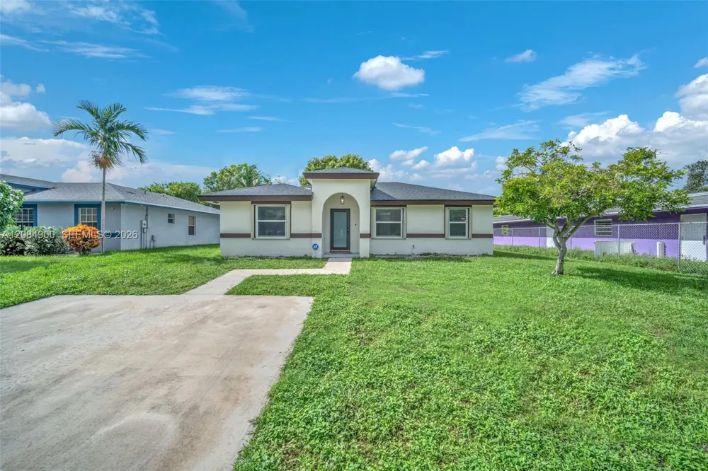 370 NW 14th St Pompano Beach, FL 33060