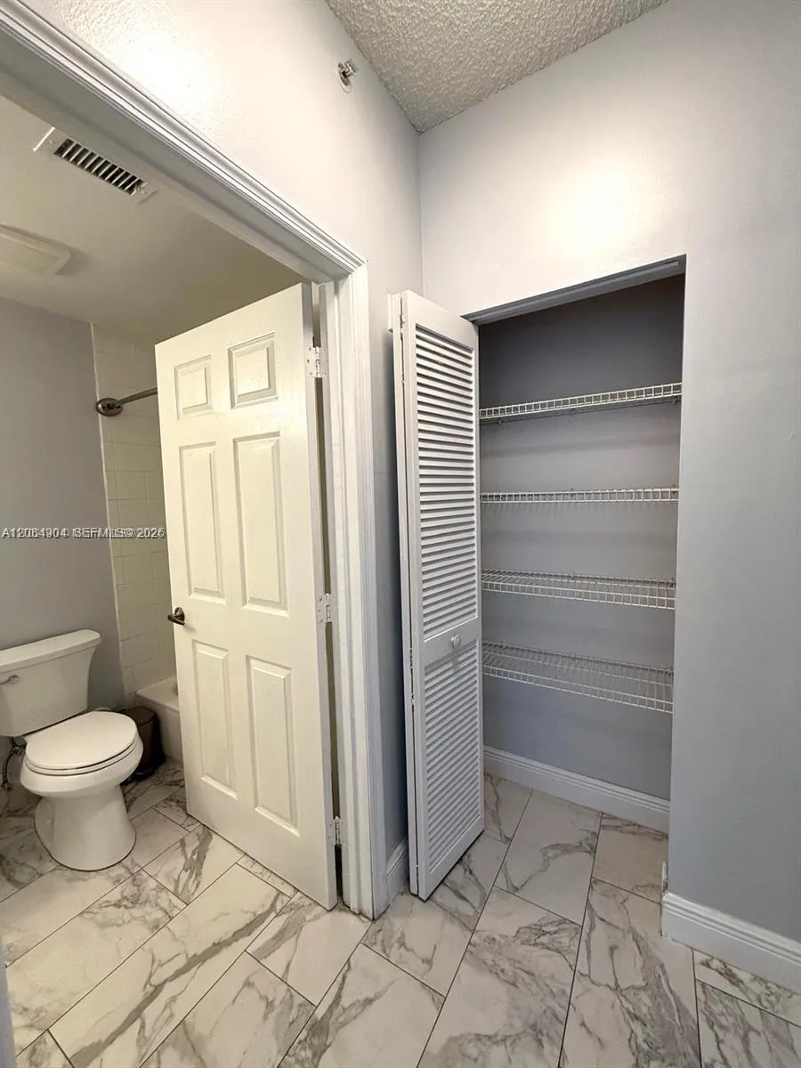 2015 SE 10th Ave #127 Fort Lauderdale, FL 33316