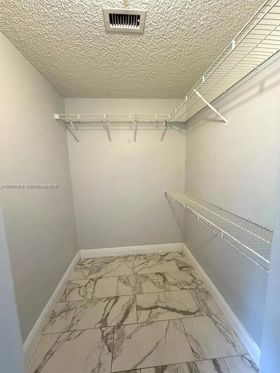 2015 SE 10th Ave #127 Fort Lauderdale, FL 33316