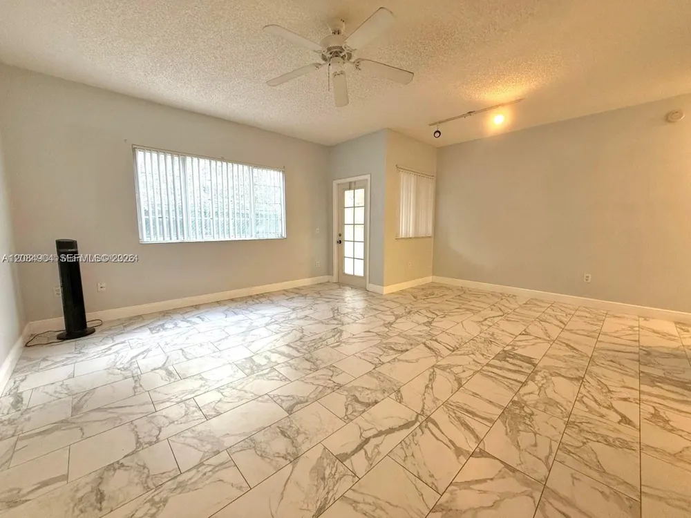 2015 SE 10th Ave #127 Fort Lauderdale, FL 33316