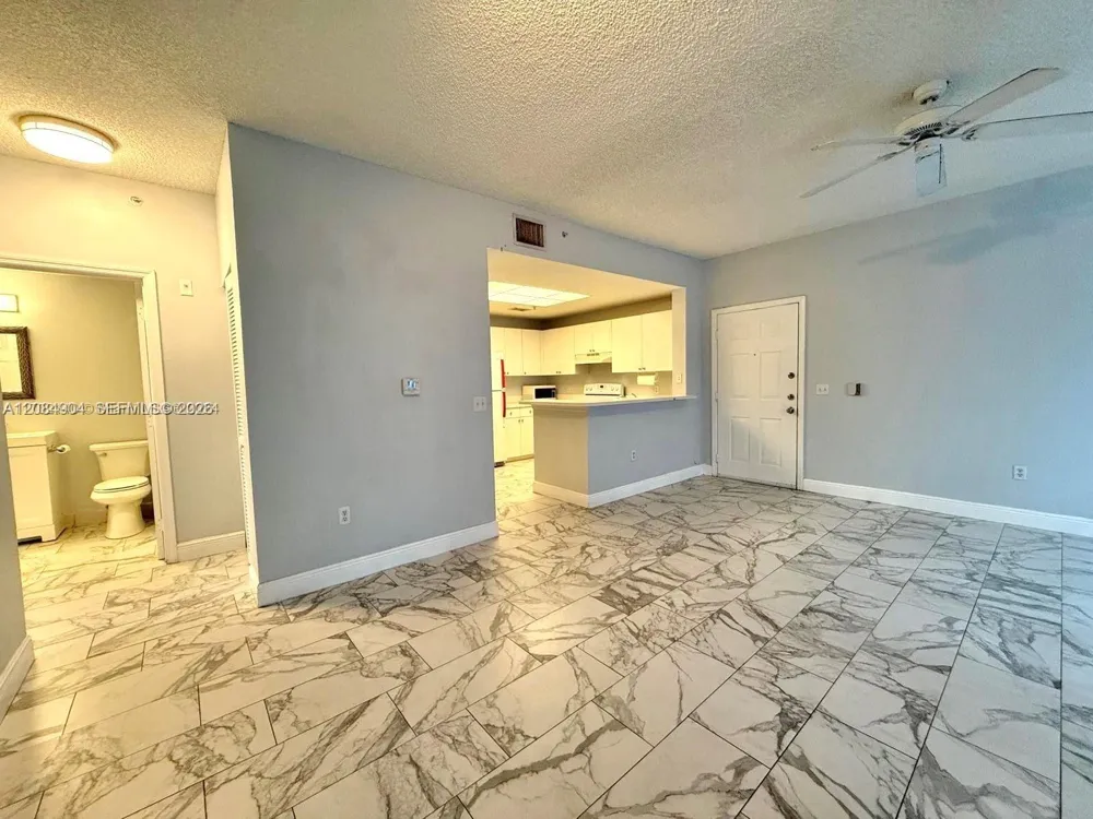 2015 SE 10th Ave #127 Fort Lauderdale, FL 33316