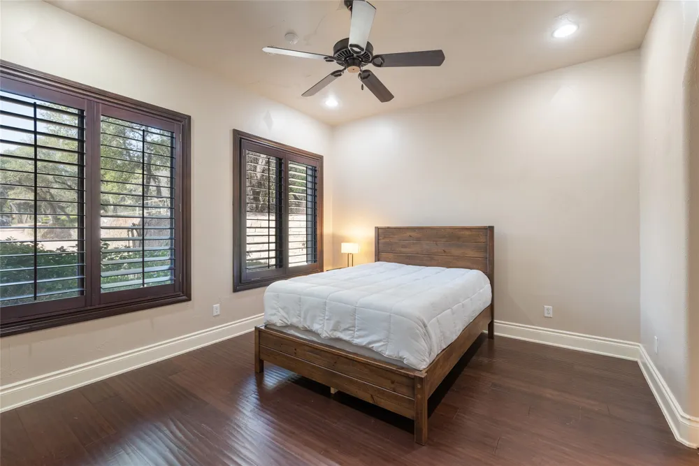 303 Camino Arbolago Street Lakeway, TX 78734
