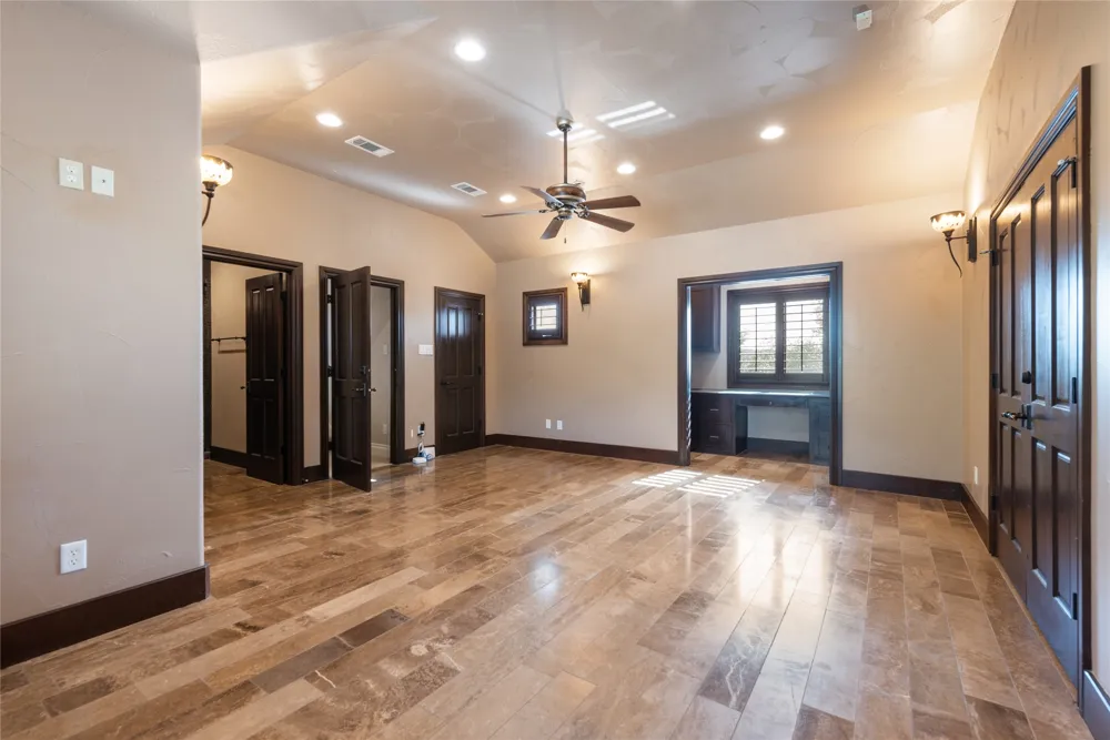 303 Camino Arbolago Street Lakeway, TX 78734