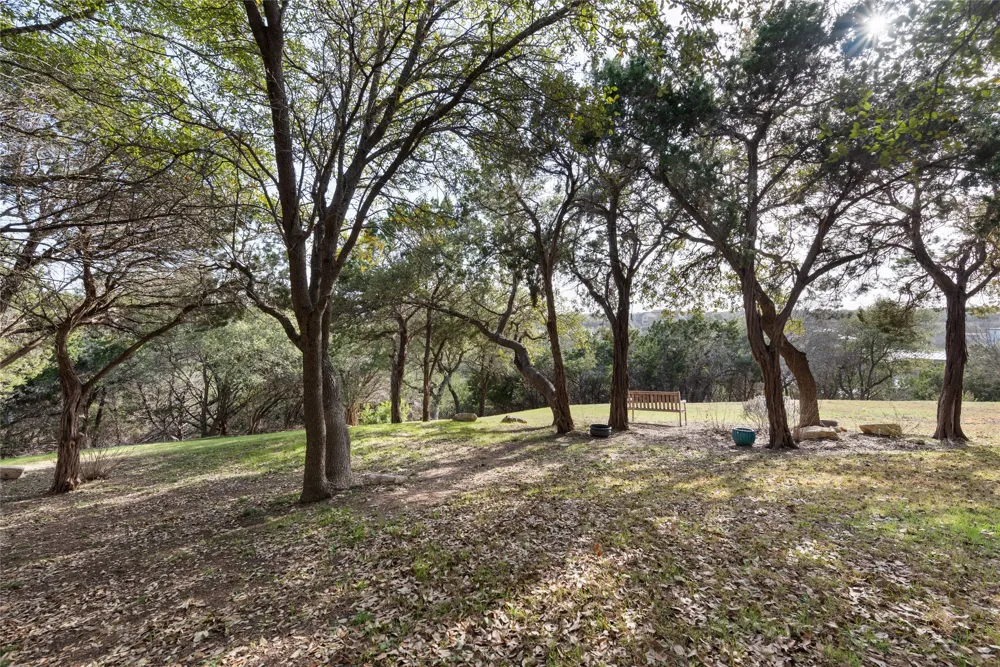 303 Camino Arbolago Street Lakeway, TX 78734
