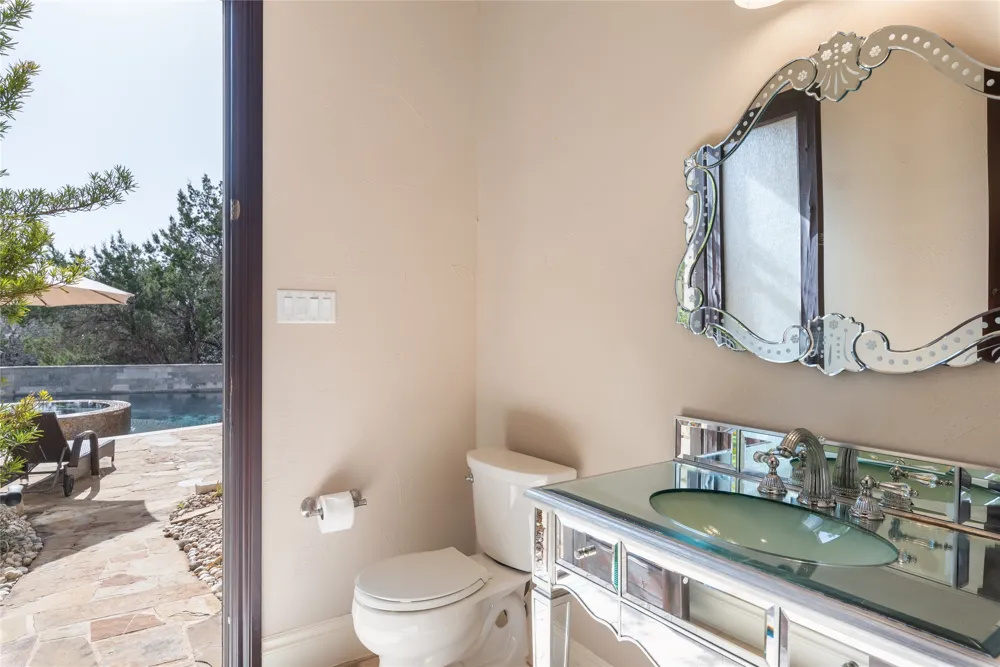 303 Camino Arbolago Street Lakeway, TX 78734