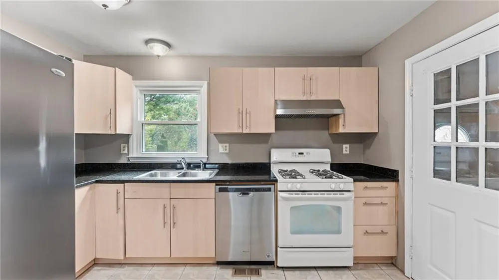 3913 Hadley Farm Drive Marietta, GA 30066
