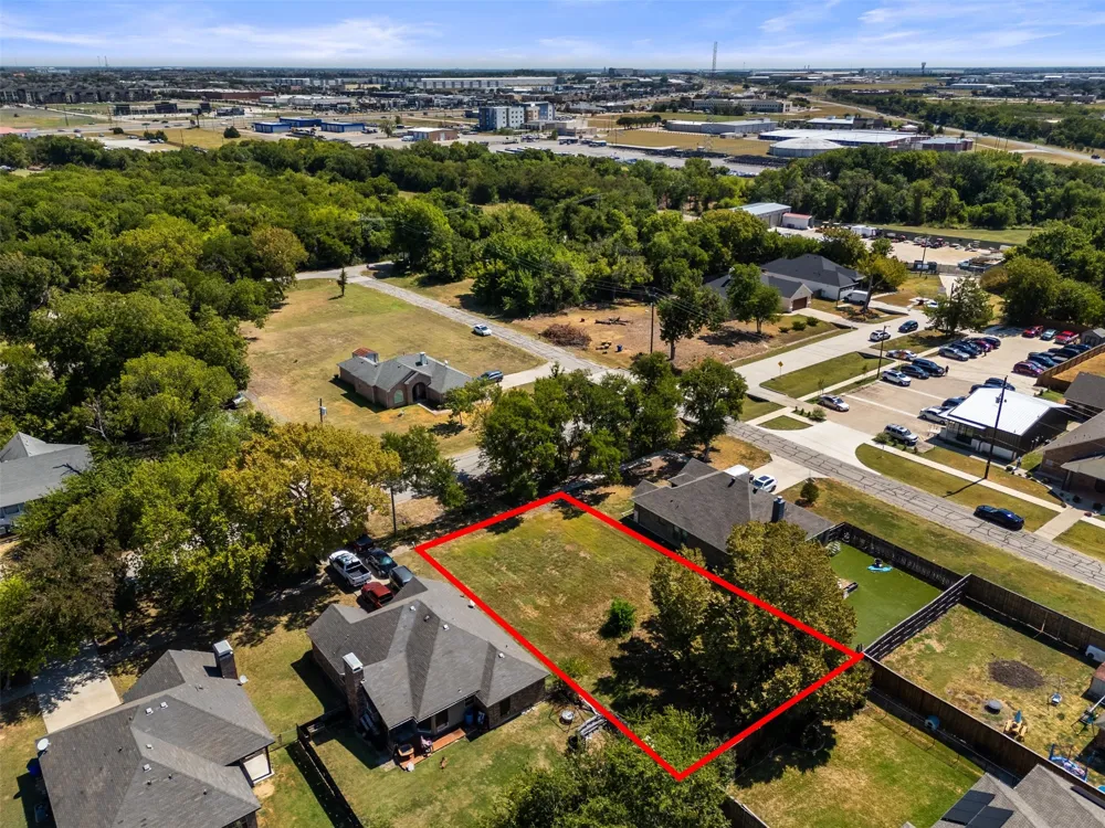904 E Buffalo Street Forney, TX 75126
