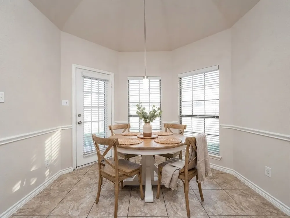 11208 Whispering Brook Lane Fort Worth, TX 76140