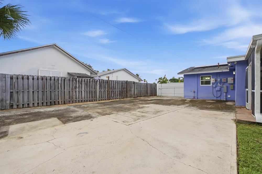 19074 SE FEARNLEY DRIVE Jupiter, FL 33469