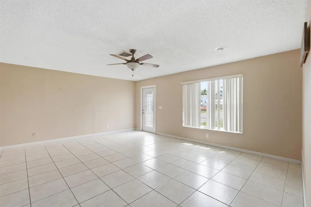 19074 SE FEARNLEY DRIVE Jupiter, FL 33469